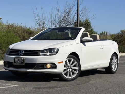 Used 2013 Volkswagen Eos Komfort FWD image 1