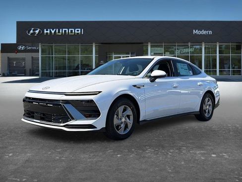 New 2026 Hyundai Sonata SE FWD image 1