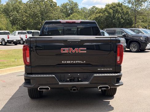 Used 2026 GMC Sierra 1500 Denali w/ Denali Reserve Package AWD/4WD image 11