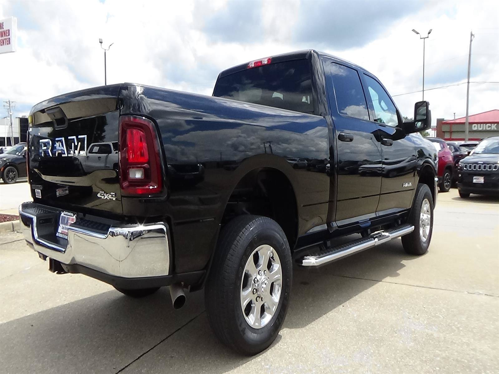 Used 2026 RAM 2500 Big Horn AWD/4WD image 6