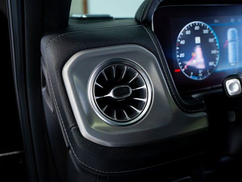 Used 2020 Mercedes-Benz G 550 image 32