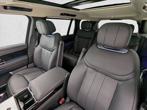 New 2026 Land Rover Range Rover Long Wheelbase SE AWD/4WD image 20