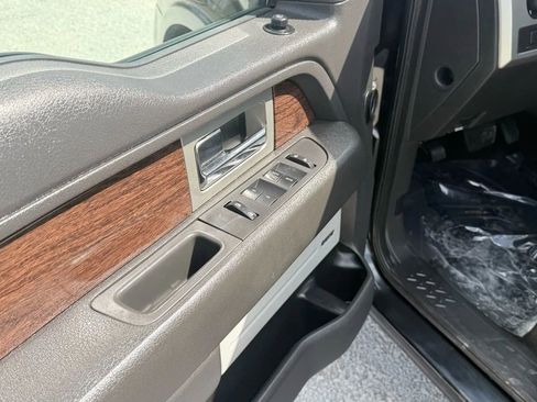 Used 2014 Ford F150 Lariat w/ Equipment Group 502A Luxury image 10