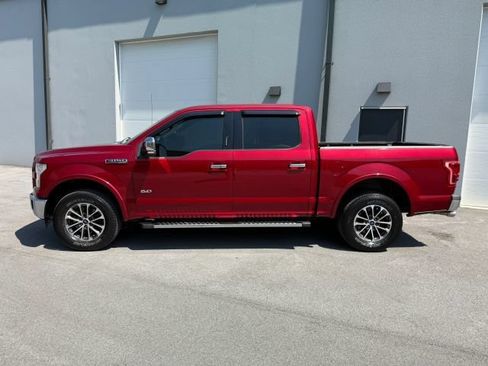 Used 2016 Ford F150 Lariat w/ Equipment Group 502A Luxury AWD/4WD image 3