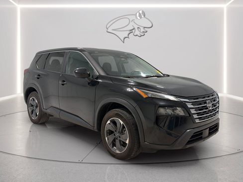 Used 2025 Nissan Rogue SV FWD image 7