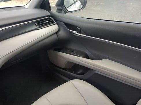 Used 2024 Toyota Camry SE w/ Convenience Package FWD image 17