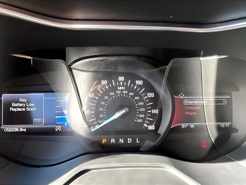 Used 2020 Ford Fusion SE image 16