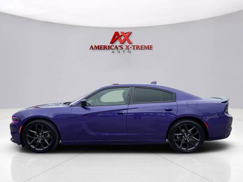 Used 2023 Dodge Charger SXT w/ Blacktop Package RWD image 2