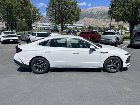 Certified 2026 Hyundai Sonata Blue FWD image 6