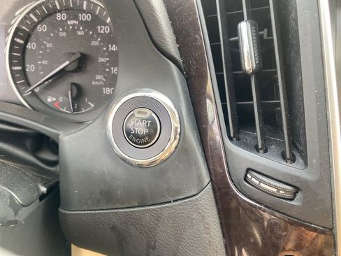 Used 2019 INFINITI Q50 Luxe image 10