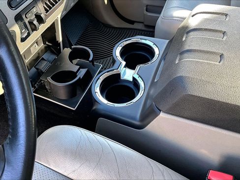 Used 2008 Ford F350 XLT image 16