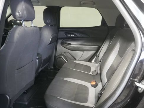 Used 2023 Chevrolet TrailBlazer LT FWD image 22