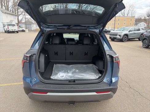 New 2026 Chevrolet Equinox LT w/ Convenience Package II AWD/4WD image 13