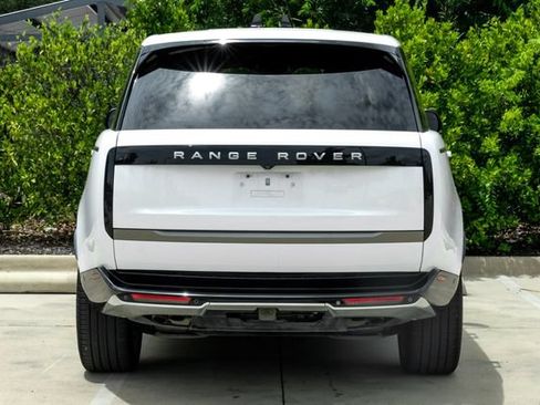 Used 2024 Land Rover Range Rover SE AWD/4WD image 14