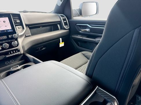 New 2026 RAM 1500 Big Horn AWD/4WD image 25