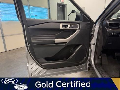 Certified 2024 Ford Explorer XLT w/ Equipment Group 202A AWD/4WD image 22