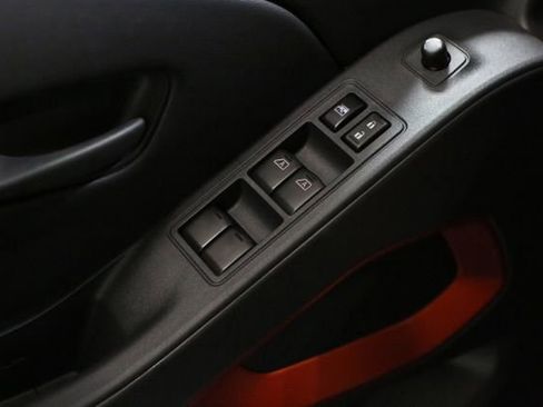 New 2026 Nissan Frontier PRO-4X w/ Pro-4x Convenience Package image 13