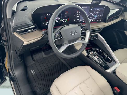 New 2025 Audi Q5 Premium image 4