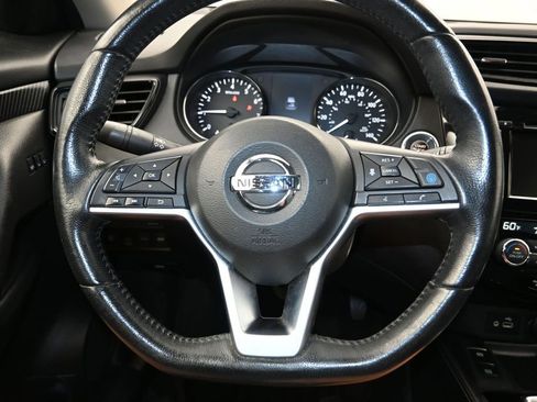 Used 2019 Nissan Rogue SL AWD/4WD image 13