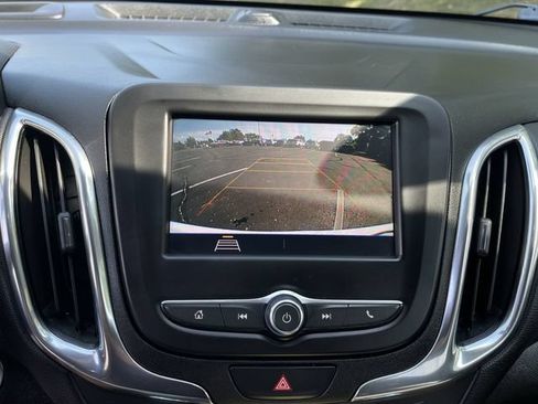 Used 2020 Chevrolet Equinox LT w/ Driver Convenience Package FWD image 15