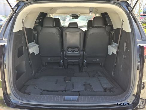 Certified 2022 Kia Carnival LX FWD image 14