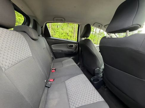 Used 2015 Toyota Yaris L FWD image 20