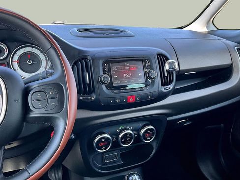 Used 2016 FIAT 500L Trekking FWD image 7