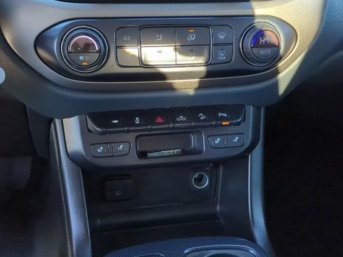 Used 2020 Chevrolet Colorado Z71 image 8
