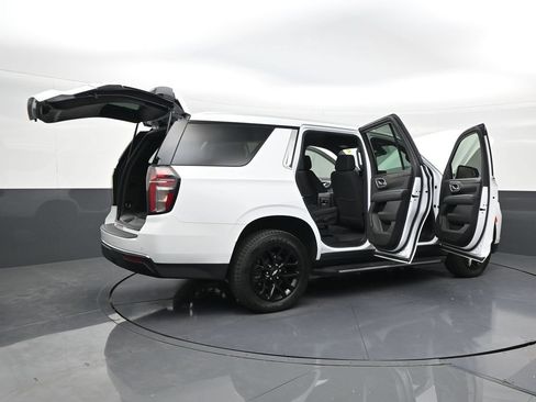 Used 2022 Chevrolet Tahoe LS RWD image 28