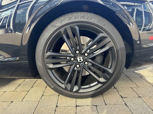 Used 2023 Bentley Continental GT Mulliner image 31