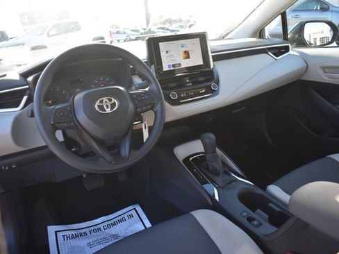 Used 2025 Toyota Corolla LE image 17