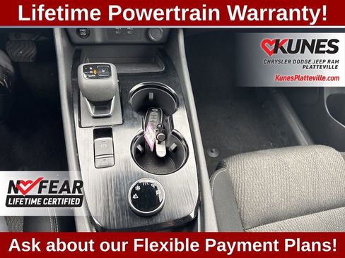 Used 2025 Nissan Rogue SV image 27