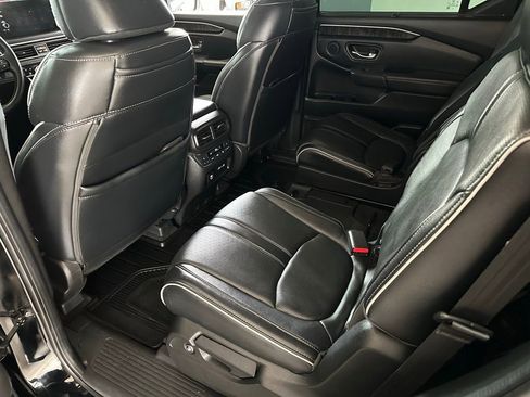 Used 2023 Honda Pilot Elite image 16