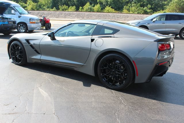 Used 2016 Chevrolet Corvette Stingray Coupe w/ Battery Protection Package RWD image 18