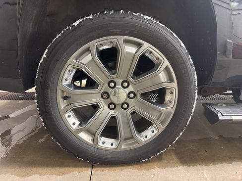 Used 2016 GMC Yukon Denali w/ Open Road Package image 15