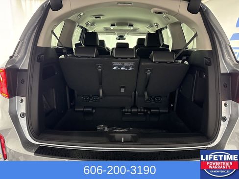 New 2026 Honda Odyssey Elite image 10