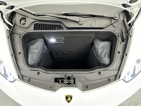 Used 2019 Lamborghini Huracan LP 580-2 image 26