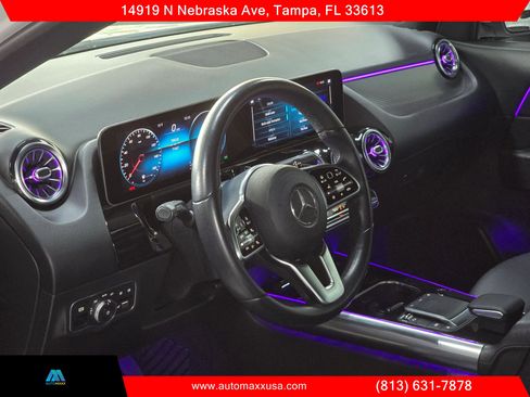 Used 2021 Mercedes-Benz GLA 250 w/ Premium Package image 11