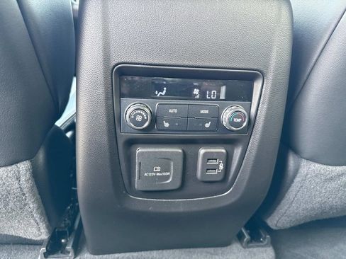 Used 2020 Buick Enclave Avenir w/ Avenir Technology Package image 17