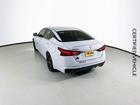 Certified 2023 Nissan Altima 2.5 SR FWD image 7