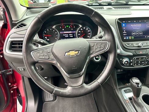 Used 2021 Chevrolet Equinox Premier image 16
