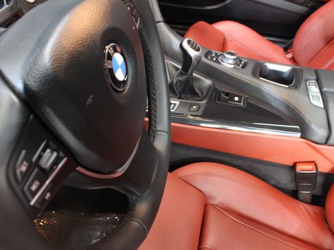 Used 2012 BMW 650i Coupe image 32