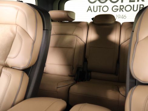 New 2026 Lincoln Navigator Black Label AWD/4WD image 14