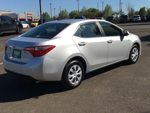 Used 2017 Toyota Corolla L FWD image 6