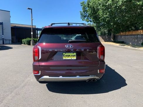 Used 2022 Hyundai Palisade Calligraphy w/ Cargo Package AWD/4WD image 4