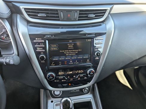 Used 2023 Nissan Murano SV AWD/4WD image 16