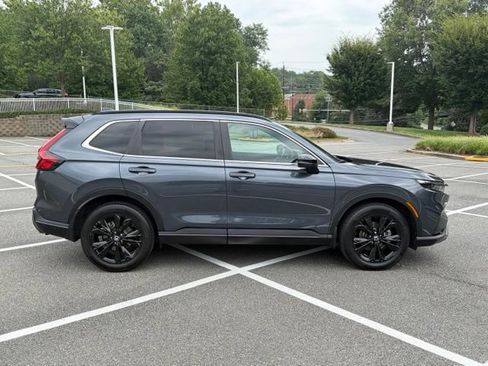Used 2023 Honda CR-V Sport Touring image 9