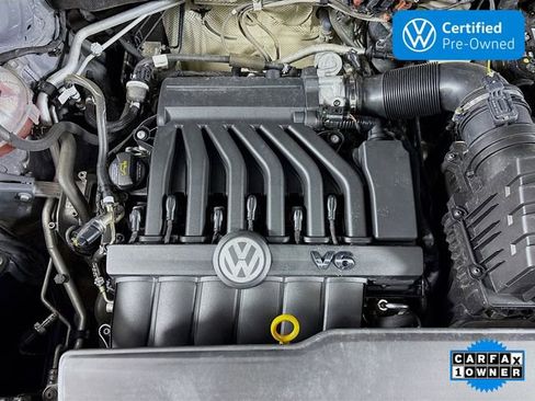 Certified 2023 Volkswagen Atlas Cross Sport SEL Premium R-Line image 31