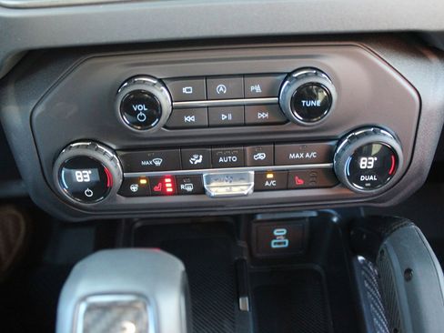 New 2025 Ford Bronco Raptor w/ Interior Carbon Fiber Pack AWD/4WD image 31