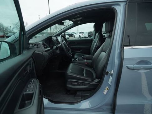 Used 2023 Honda Odyssey Sport image 13